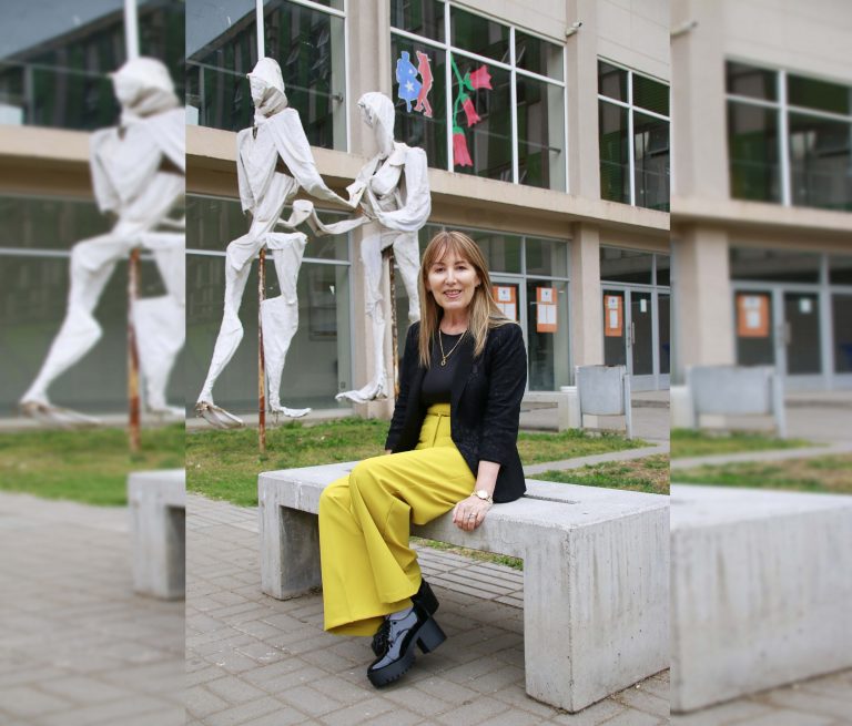 Escritora talquina trajo mensaje de paz y felicidad