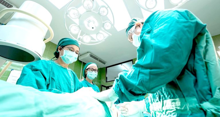 Advierte gremio: “Falta de enfermeras se traduce en una atención deficiente, con menos éxito en los tratamientos”