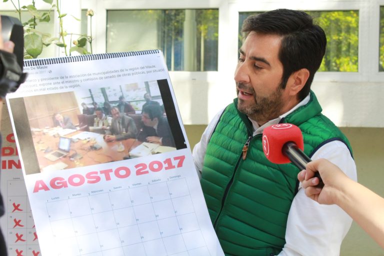 Alcalde expone el deplorable estado de los caminos en Pelarco