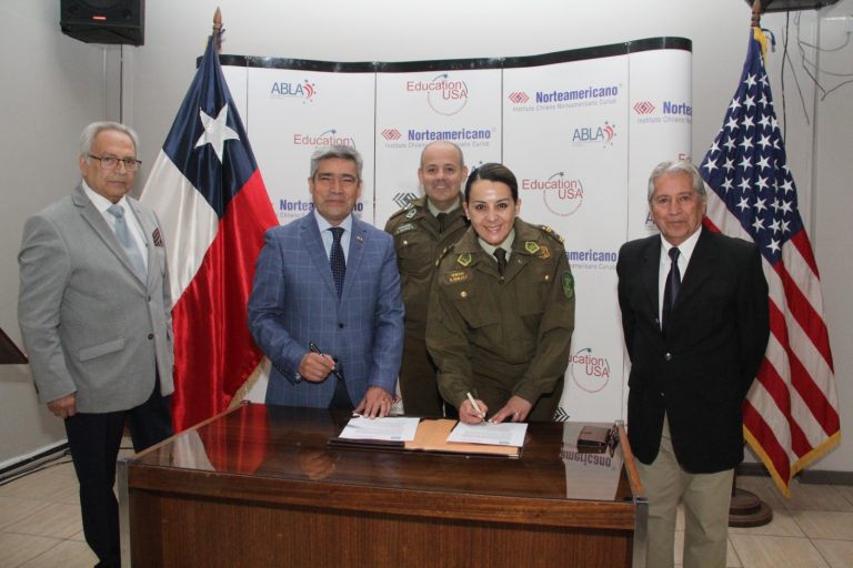 Funcionarios de Carabineros podrán estudiar inglés