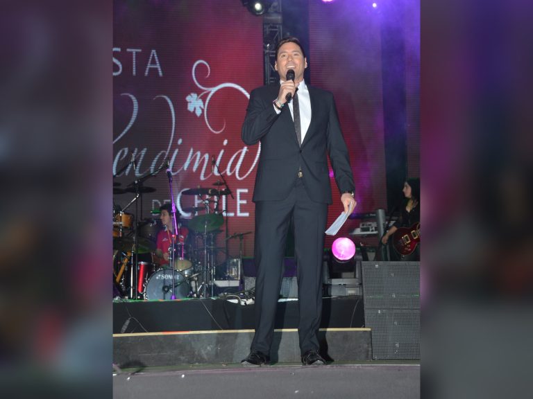 Confirman a Francisco Saavedra como animador del Festival de Viña del Mar