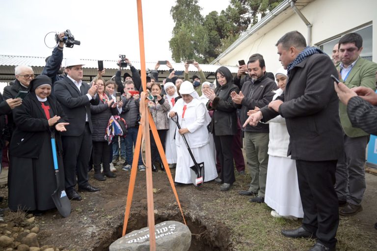 Comenzó construcción del nuevo Hogar San Camilo en Linares