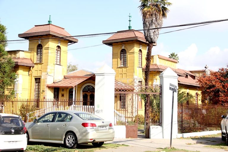 Colegio de Profesores espera restaurar su sede