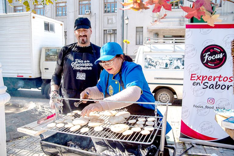 Con masiva degustación se celebró el Día de la Churrasca Callejera talquina