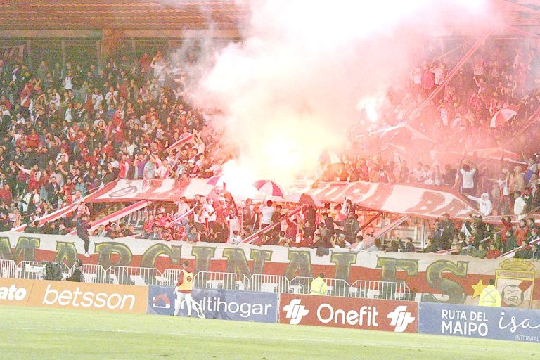 Informe referil acusa a hinchada del Curi