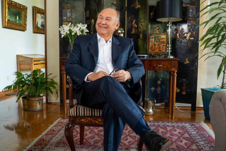 Ricardo Ortega: “Voy a poner toda mi experiencia para lograr una Constitución que garantice un Chile libre y seguro”