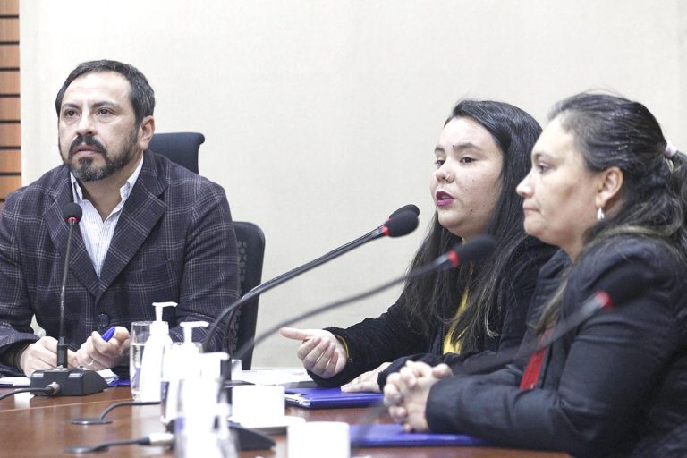 Ediles de oposición abandonaron concejo municipal por ausentismo reiterado del alcalde