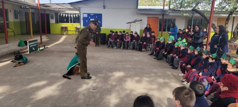 Realizan charlas sobre la Ley de Tránsito en establecimientos educacionales