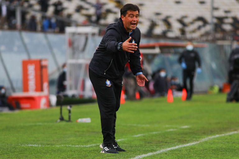 Mañana presentan al nuevo técnico del Curi