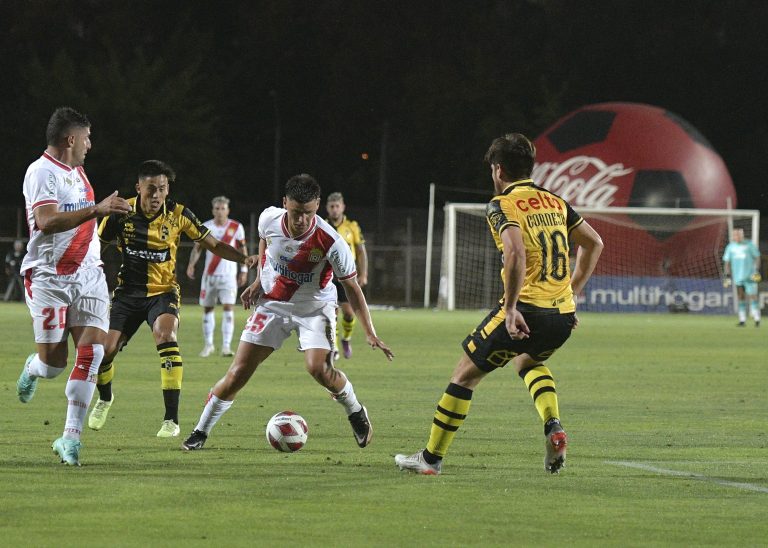 Fijan el estreno por los puntos del “Coto” Ribera en la banca del Curi