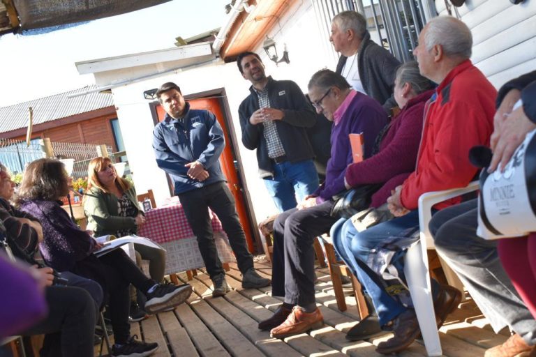 Importante despliegue de servicios públicos en la costa curicana