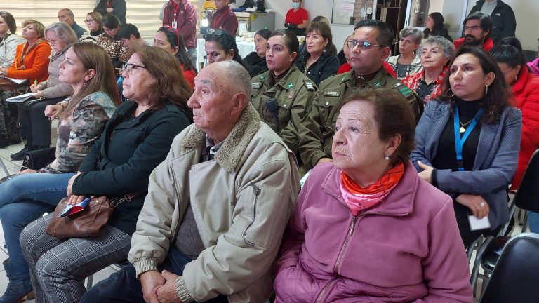 Capacitan a dirigentes sociales en el programa Denuncia Seguro