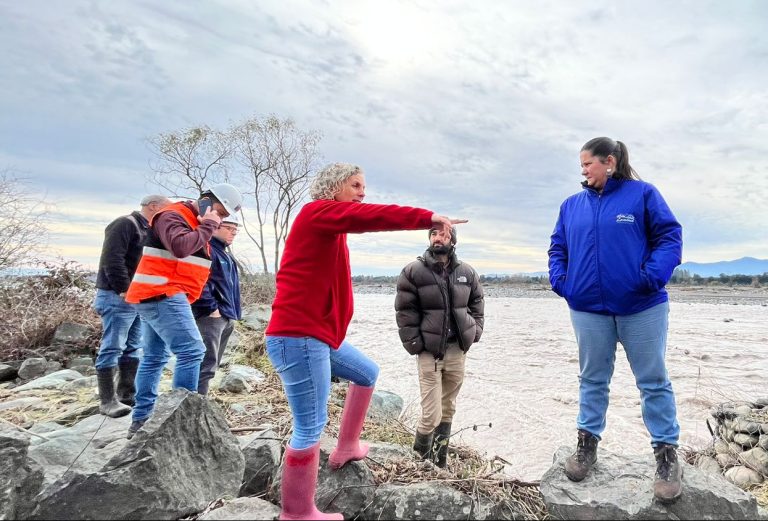 Solicitan al MOP instalar defensas fluviales para evitar nuevas inundaciones