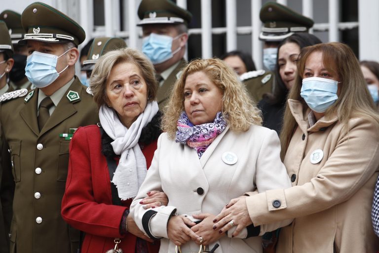 Carabineros recordó a sus mártires junto a familiares