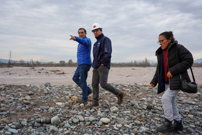 Levantan información para establecer puntos que requieren defensas fluviales