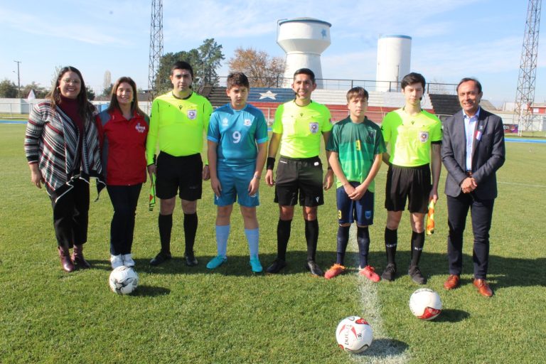 Ministro del Deporte inauguró obras del renovado Estadio Fiscal de Parral