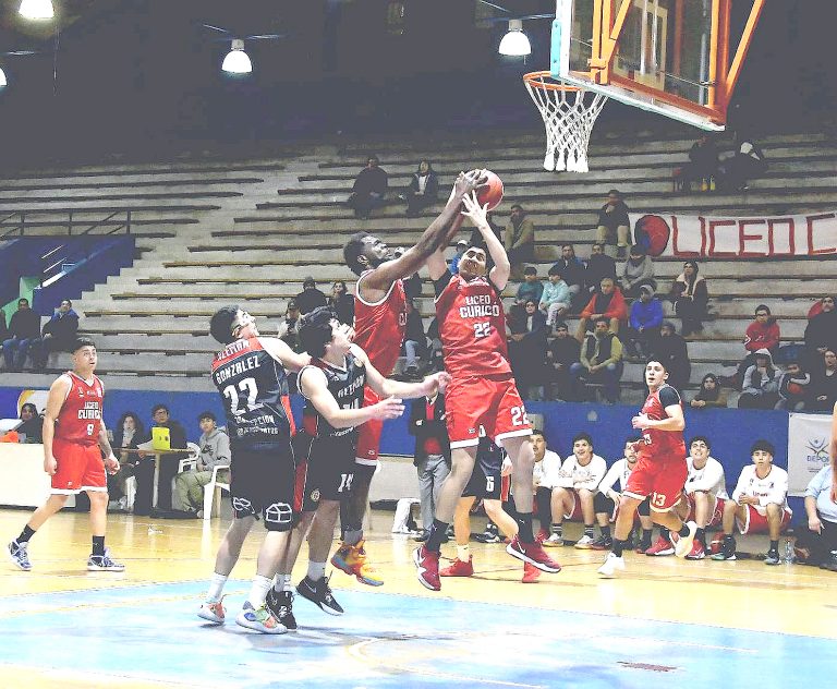 Liceo se despidió con un triunfo