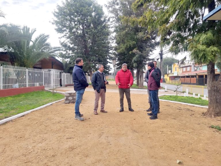 Desarrollan plan de mejoras y recuperación de espacios públicos en sectores de Curicó