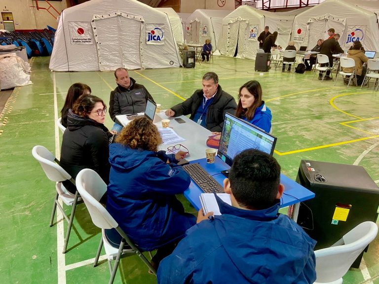 Gestionan recursos de emergencia para apoyar a emprendedores afectados por lluvias e inundaciones
