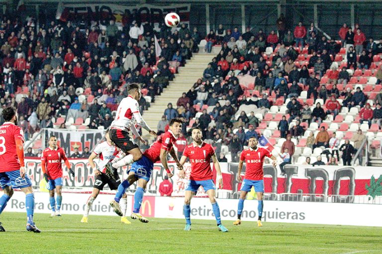 Curicó Unido trepa al lugar 13°