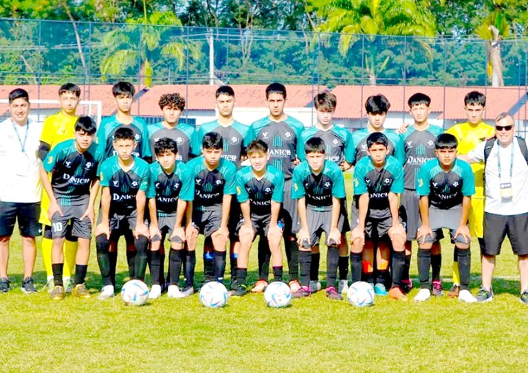 Curicanos en la Ibercup de Brasil