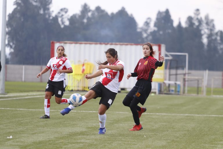 Vibrantes clásicos entre el Curi y Rangers