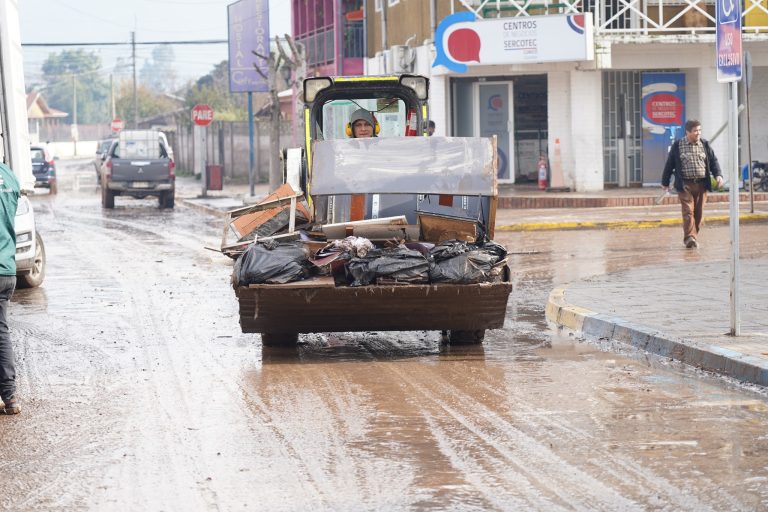 Una historia que se vuelve a repetir: Licantén sufre su tercera gran inundación en 37 años
