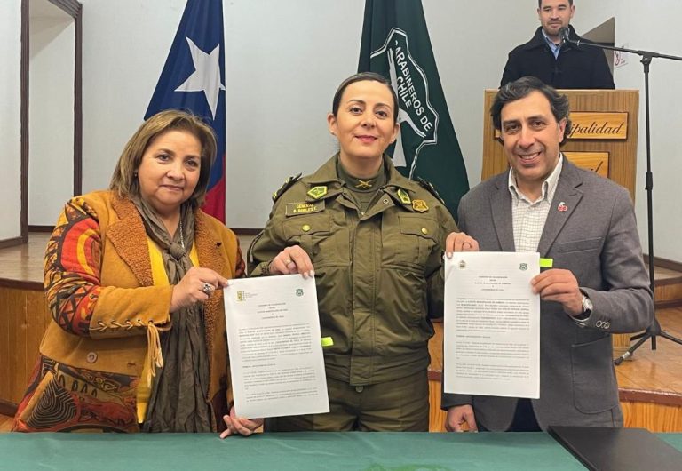 Carabineros firmó convenio de Patrullas Mixtas para las comunas de Teno y Romeral