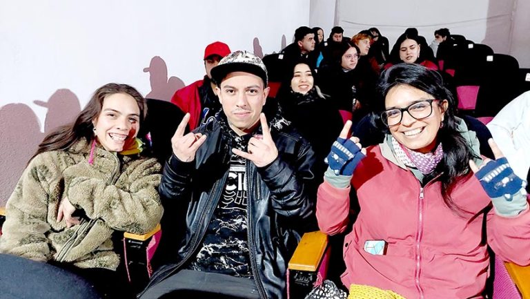 Fanáticos del rap disfrutaron concierto de Chinaski, DJ Pérez y Martín Benavides