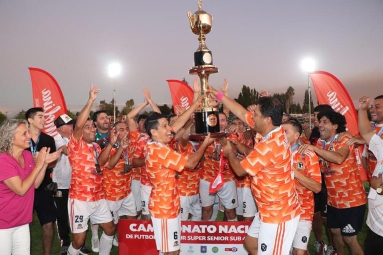 Molina recibe histórico aporte de 150 millones de pesos para deportes