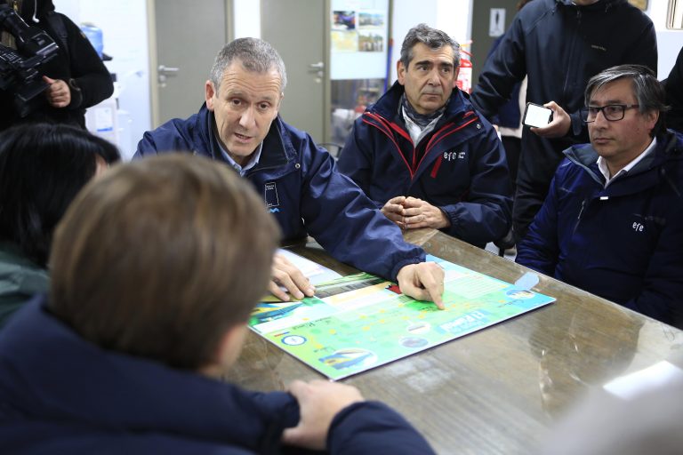 Con buses se busca dar conectividad a vecinos del ramal Talca-Constitución