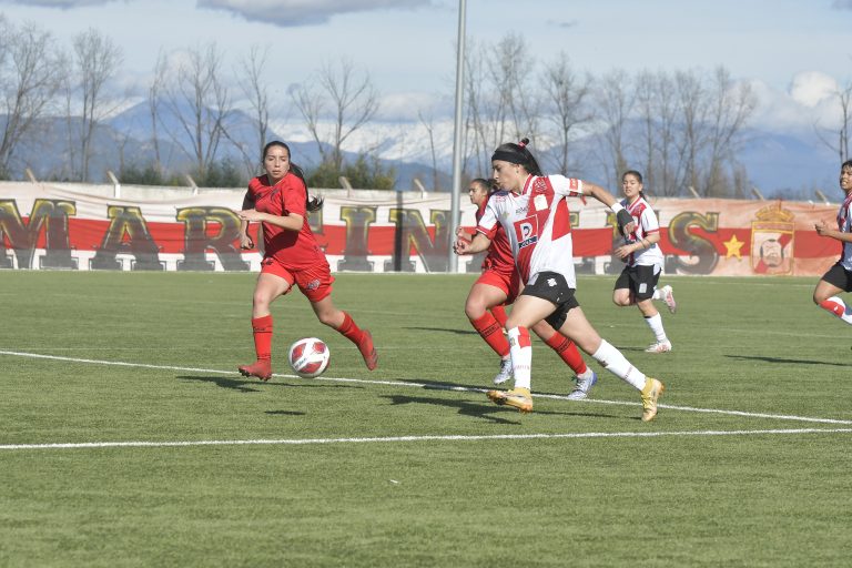Guerra de goles en el clásico femenino