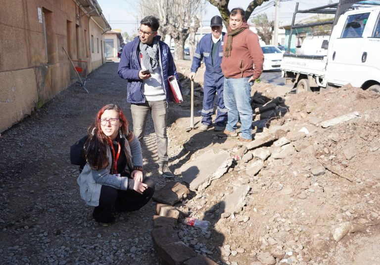Consejo de Monumentos Nacionales se llevó muestras de piedras dovelas para estudio