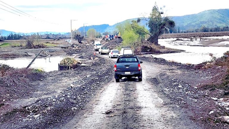 Habilitan acceso y tránsito regulado al puente La Huerta