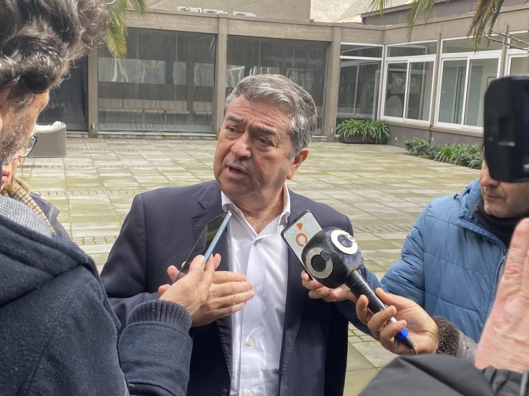Senador Coloma dio cuenta de gestiones a fin de “reencauzar” el río Mataquito