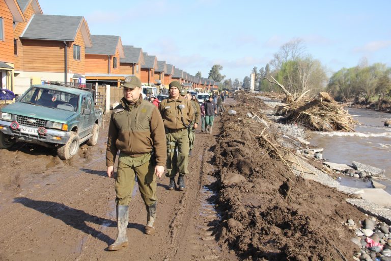 Carabineros llevó ayuda a afectados por sistema frontal