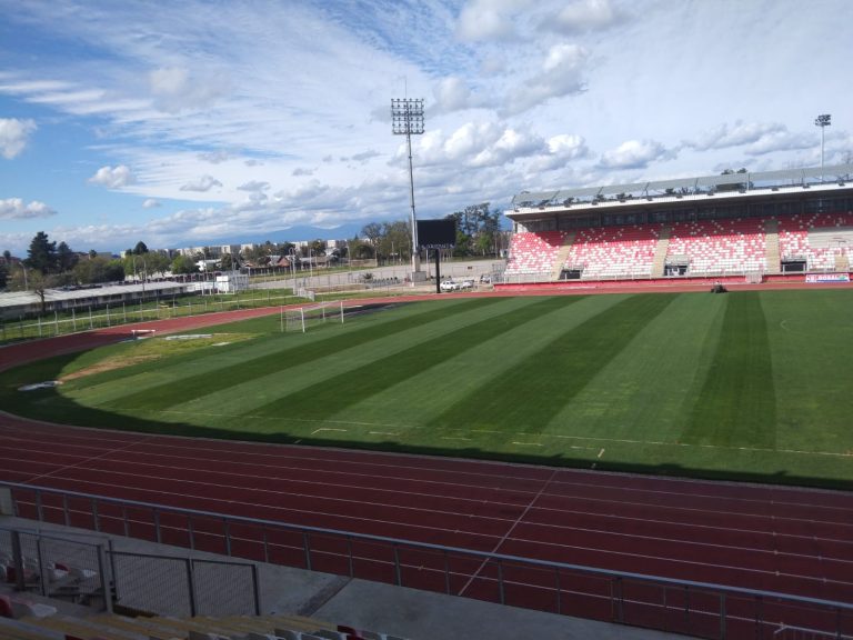 Estadio La Granja aguantó el temporal