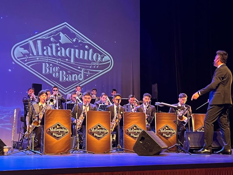 Mataquito Big Band se presenta en el mítico Teatro Oriente de Santiago