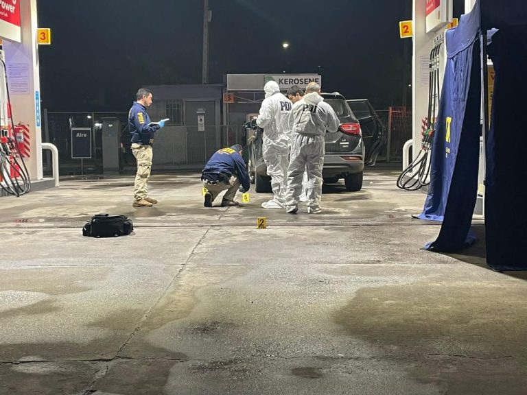 Intensa búsqueda de autor de crimen en bencinera de Aguas Negras