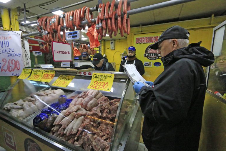 Intensifican controles y fiscalizaciones en carnicerías de todo el Maule
