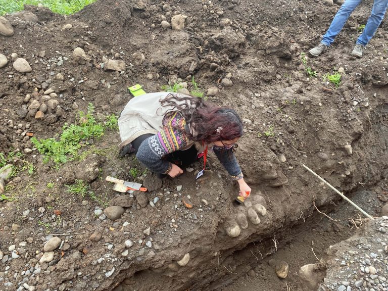 Posible hallazgo arqueológico vuelve a “paralizar” trabajos en calle Rodríguez