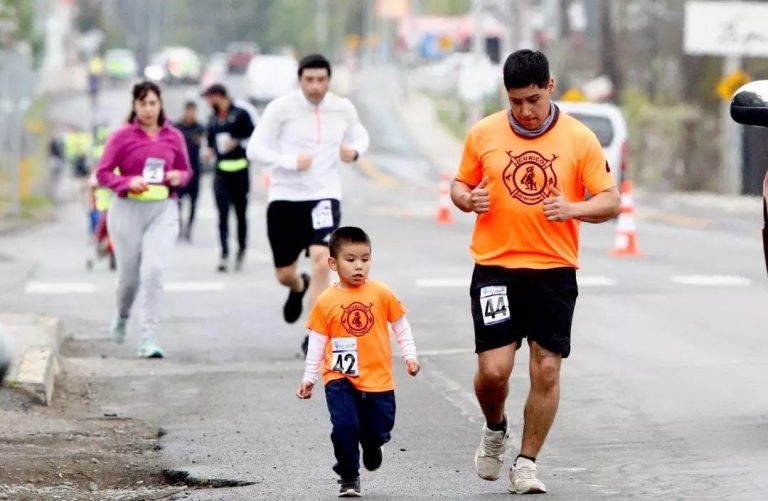 Cuarta Compañía cierra su nuevo aniversario con “Curicó Corre por sus Bomberos”