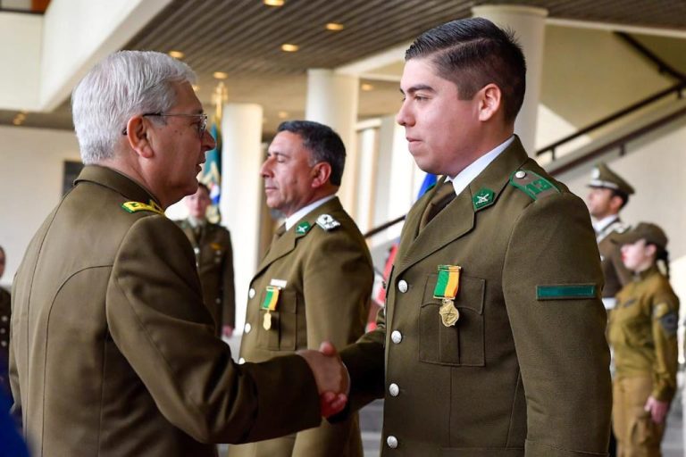 Reconocieron trabajo de carabineros curicanos en rescates durante temporal