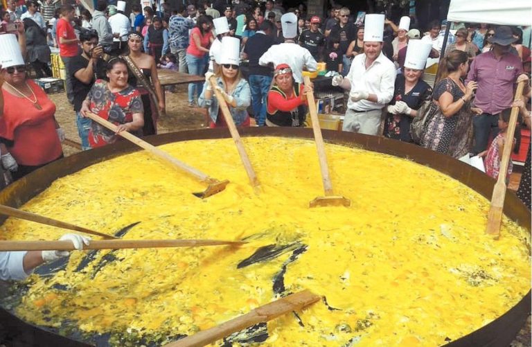 Paila con huevos más grande del Maule estará en la Expo Granja de Molina
