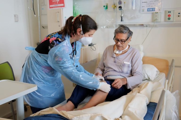 Nueva Unidad Geriátrica de Agudos registra más de 100 egresos exitosos