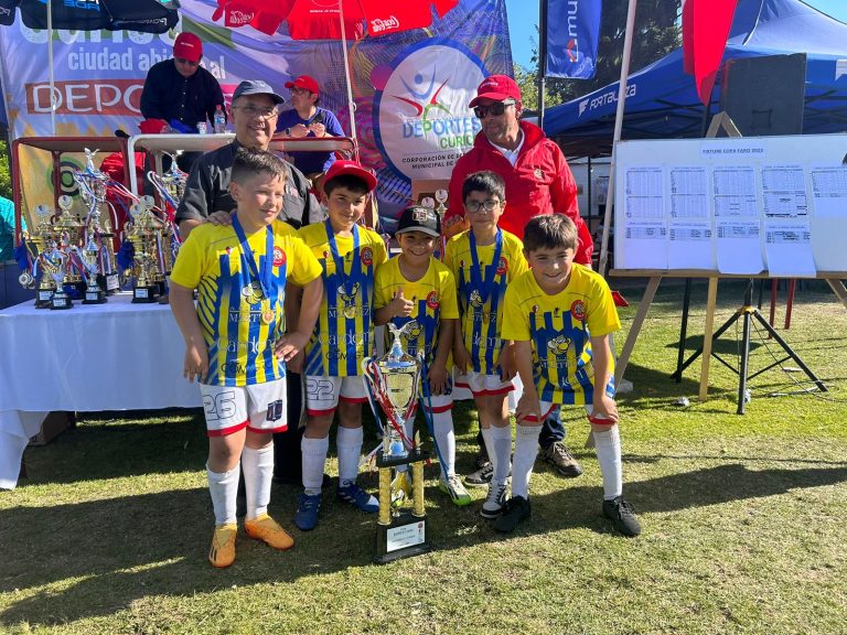 Masiva concurrencia registró la tradicional Copa Faro