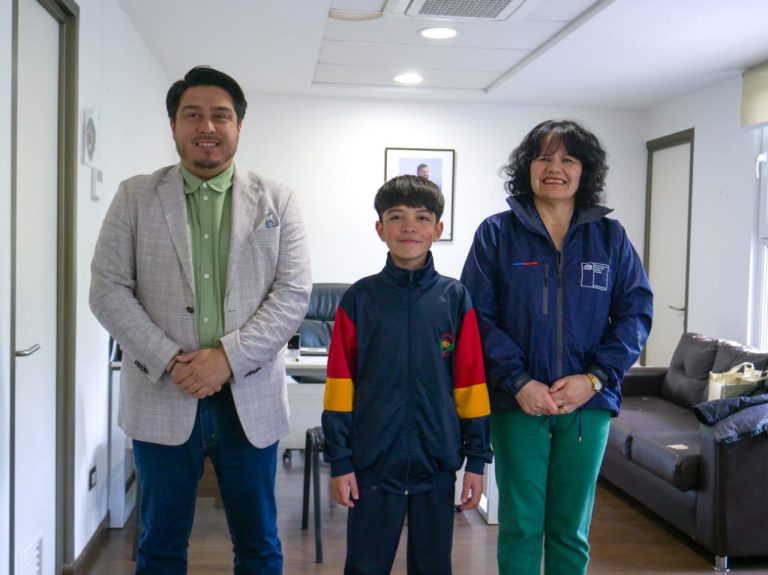Niño curicano sostuvo encuentro con el Presidente Gabriel Boric