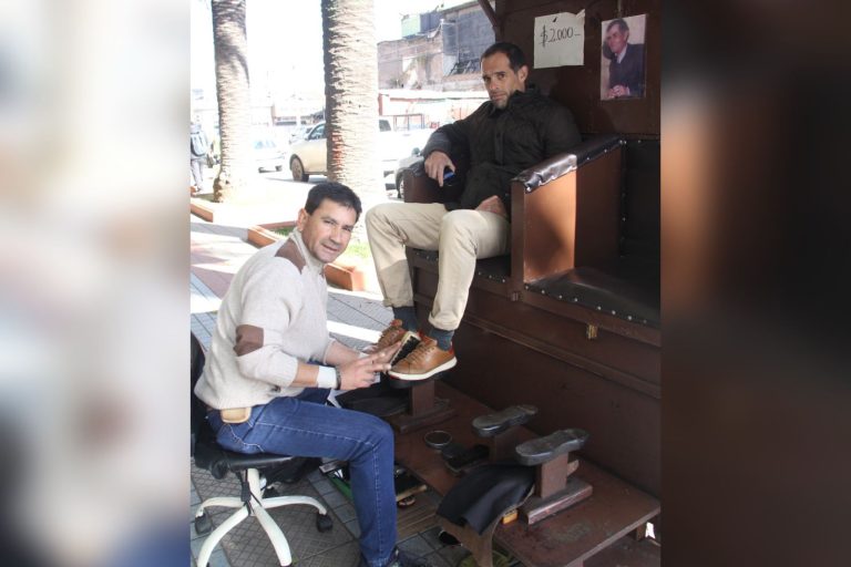 Sacándole “brillo” a los curicanos durante generaciones