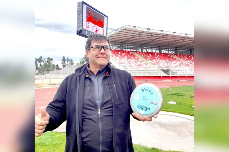 Atleta máster superó el récord nacional en lanzamiento del disco