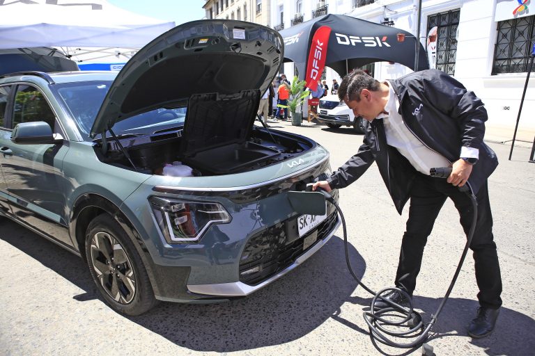 En marcha concurso para taxis colectivos eléctricos en la región
